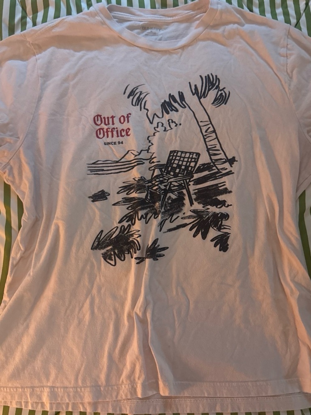 Old Navy White Tee with Black Beach Graphic and Red Text